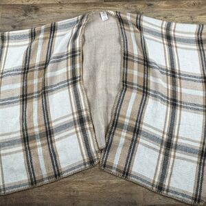 Woolrich One Size Plaid Chevron Cozy‎ Blanket Wrap Tan White black Poncho